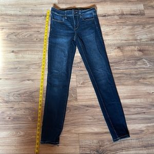 American Eagle dark wash jeans stretchy comfy basically new 4 long
